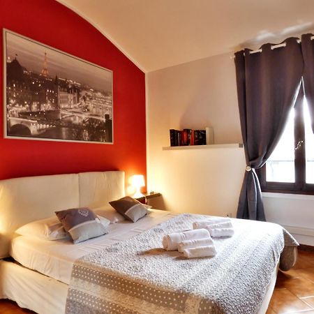 Garden Sweet House Desenzano Daire Desenzano del Garda Dış mekan fotoğraf