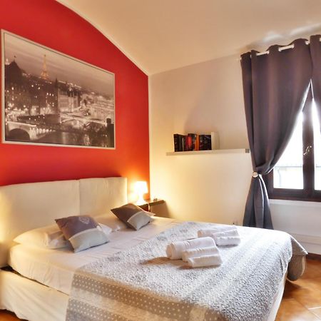Garden Sweet House Desenzano Daire Desenzano del Garda Dış mekan fotoğraf